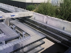 features-of-the-device-mounting-tray-for-cables-250